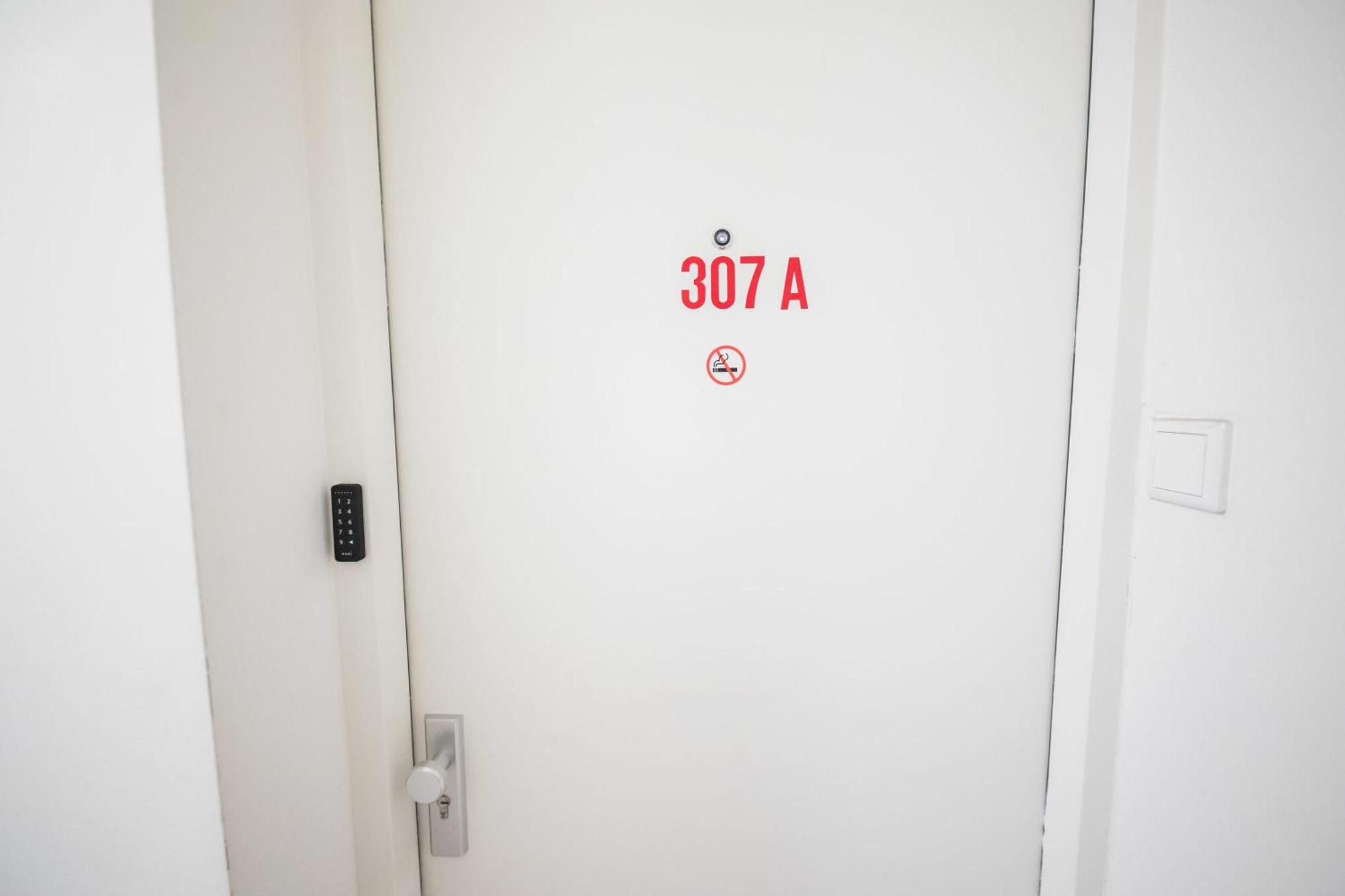 Amazing 50M2 Two-Bedroom Apartment - Ts307A Eindhoven Dış mekan fotoğraf